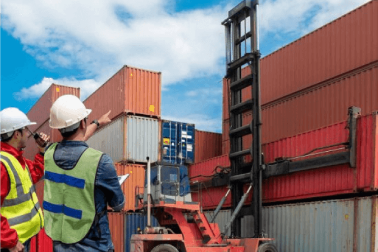 Tuyên truyền pháp luật giao thông cùng QDTrans